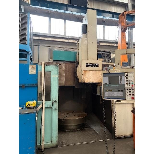 TOS SKQ 12 CNC ECS ( matr. 84 ) - TORNI VERTICALI